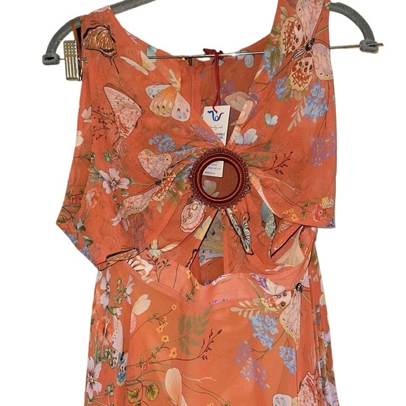 My Beachy Side Begonia Cut Out Max Dress Size Medium - Picture 9 of 14